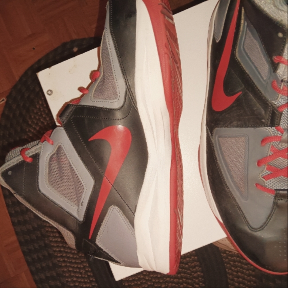 Nike shoes